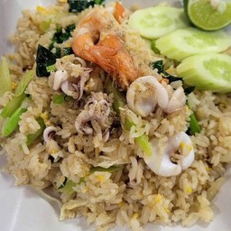 ข้าวผัดทะเล