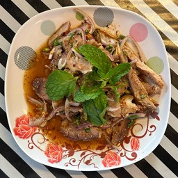 น้ำตกหมู