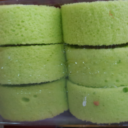 เค้กโรลใบเตย