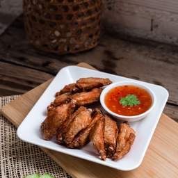 ปีกไก่ทอดน้ำปลาสูตรเด็ด