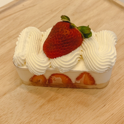 สตอเบอรรี่เฟรชครีม