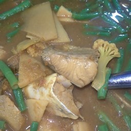 แกงส้มปลาผักรวม