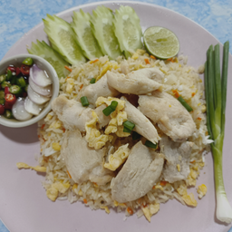 ข้าวผัดไก่