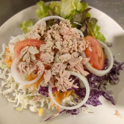 สลัดทูน่า