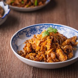 หมูผัดกระเทียมพริกไทย