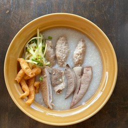 โจ๊กหมู +เครื่องใน