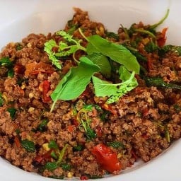3ยายอาหารตามสั่ง halal food