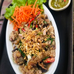 เอ็นหมูตุ๋นผัดน้ำมันหอย