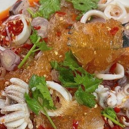 ยำวุ้นเส้นปลาหมึก