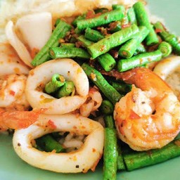 พริกแกงกุ้ง+หมึก