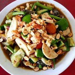 ตำแตงโคราชหมูยอ