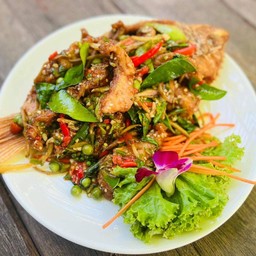 ผัดฉ่าปลาทับทิม