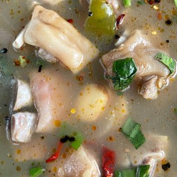 ต้มยำขาหมู