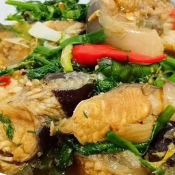 แม่ตำ-ยำแซ่บ