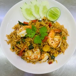 ข้าวผัดต้มยำกุ้ง