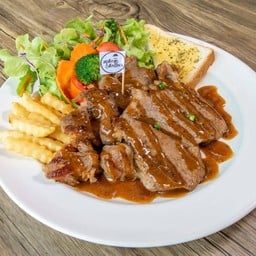 สเต็กเด็กแนว    หลังตลาดศรีเจริญ