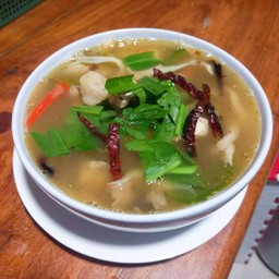 ต้มยำไก่บ้าน