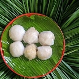 กุยช่ายไส้หน่อไม้กุ้ง 6 ชิ้น