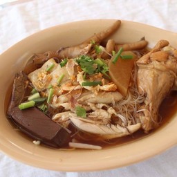 ก๋วยเตี๋ยวไก่ ธรรมดา