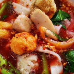 ก๋วยเตี๋ยวเรือ  เจ๊ณี อาหารตามสั่ง