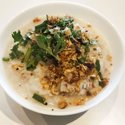 ข้าวต้มหมูสับ