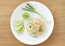 ข้าวผัด หมู ไก่ กุ้ง ปลาหมึก