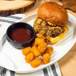 เบอร์เกอร์เนื้อ