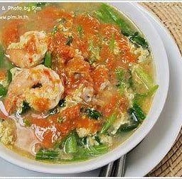 ผัดไทหอยทอดลุงหนวดเจ้าเก่า