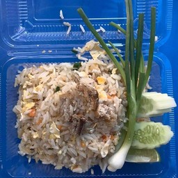 ข้าวผัดปลาเค็ม