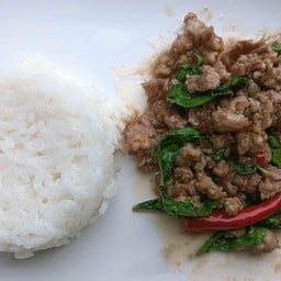 ข้าวหมูทอดน้องบียู อร่อยต้องลอง