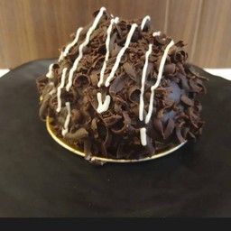 Dark Choc Fusilli Cake ดาร์คช็อคฟูซิลลี่เค้ก