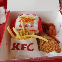 KFC เทพารักษ์ 3