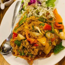 ปูนิ่มผัดผงกระหรี่