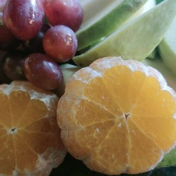 ฝรั่ง+องุ่น+ส้ม