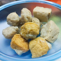 ลูกชิ้นเต้าหู้แคระลวก