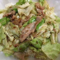 ผัดกระหล่ำปลีหมู (กับข้าว)