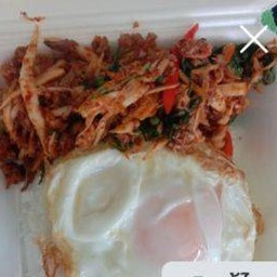 ผัดเผ็ดหนูนาแท้ราดข้าว(ไม่มีไข่ดาว)