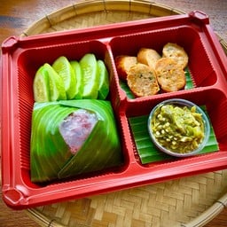 ไส้อั่ว+น้ำพริกหนุ่ม