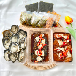 ชุดสุดคุ้ม 3 ก๊ก (หอยนางรมไทย+กุ้งดอง +ม่อนดอง)