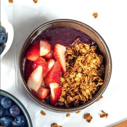 สตรอเบอร์รี่ราสเบอร์รี่โยเกิร์ต