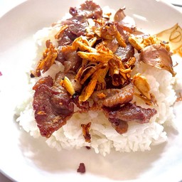 หมูทอดกระเทียม