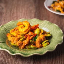 สะตอผัดพริกแกงกุ้งสด