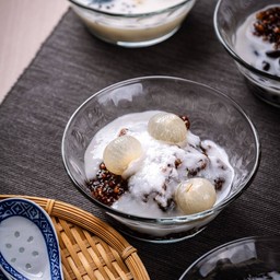 สาคูต้นแท้เปียกลำไย