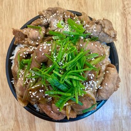 เมนูใหม่ ข้าวหน้าหมูยากินิคุ
