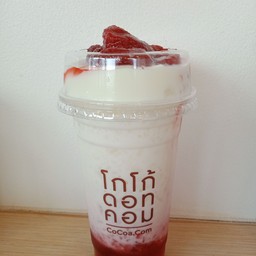 นมสดสตรอเบอรี่