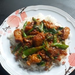 เปิ้ลอาหารตามสั่ง (เอราวัณ) ลพบุรี