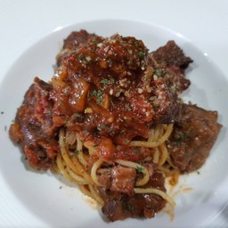 PT. สปาเก๊ตตี้แก้มวัวตุ๋น