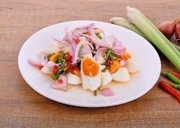 ยำไข่เค็ม