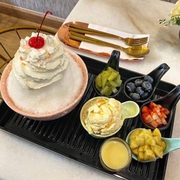 B18 บิงซูนมสด ผลไม้รวม (ใช้ผลไม้สด) (Size L)