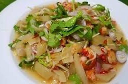 ยำผักกาดกระป๋อง